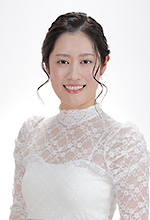 ナレーターの満岡彩花の顔写真